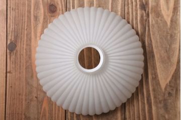 和製アンティーク　レトロな白いガラスの電笠天井照明(ペンダントライト)