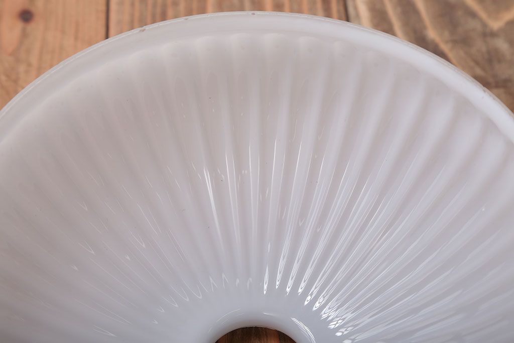 和製アンティーク　レトロな白いガラスの電笠天井照明(ペンダントライト)