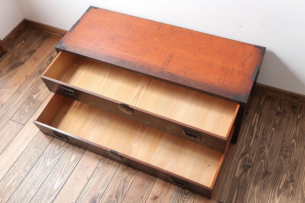 アンティーク家具　古民具・骨董　前面欅材!モダンな時代箪笥(衣装箪笥)(2)