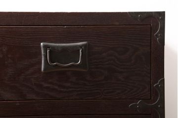 アンティーク家具　古民具・骨董　前面欅材!モダンな時代箪笥(衣装箪笥)(2)