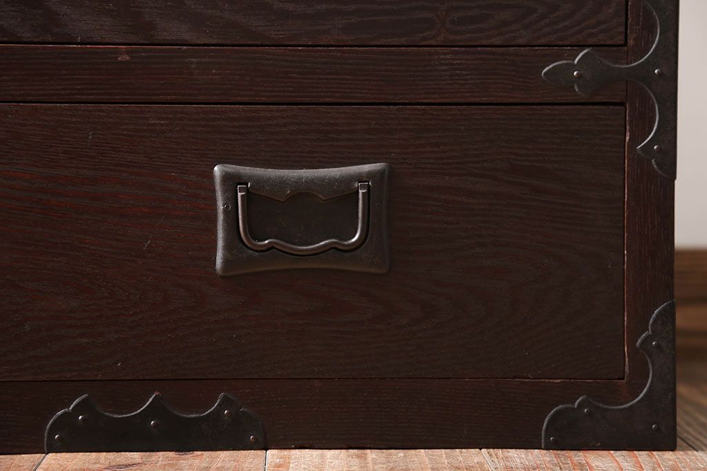 アンティーク家具　古民具・骨董　前面欅材!モダンな時代箪笥(衣装箪笥)(2)