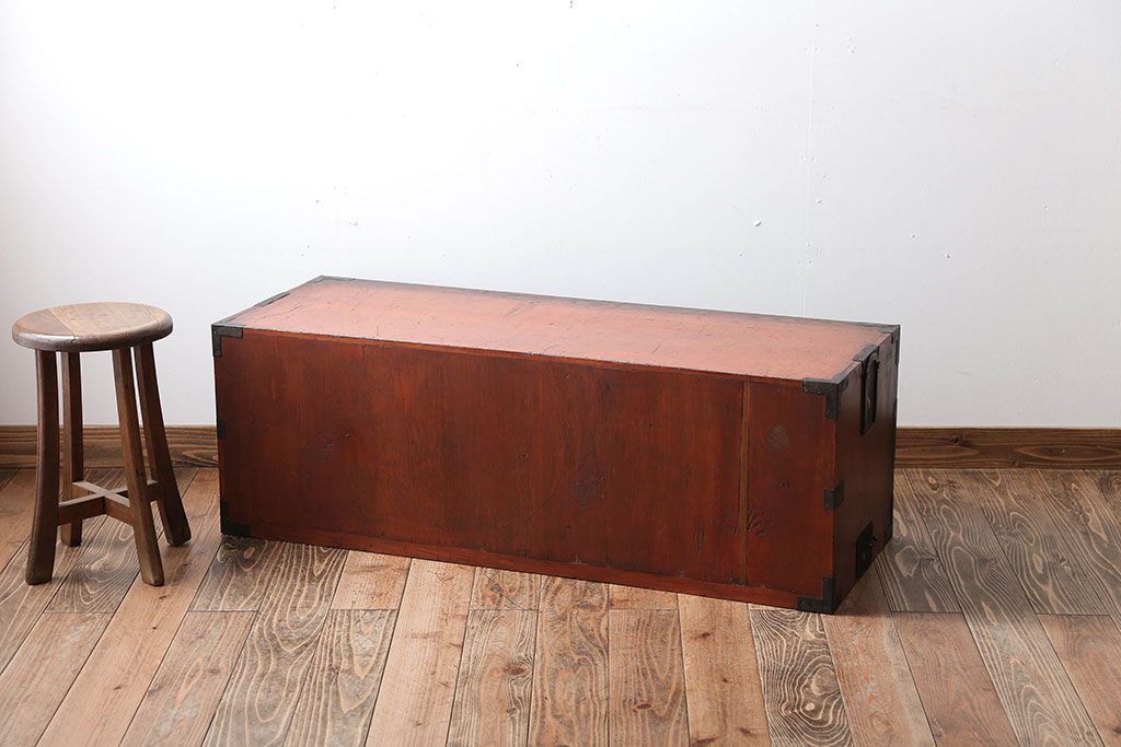 アンティーク家具　古民具・骨董　前面欅材!モダンな時代箪笥(衣装箪笥)(2)