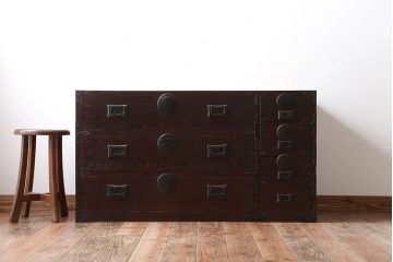 アンティーク家具　古民具・骨董　前面欅材!モダンな時代箪笥(衣装箪笥)(1)