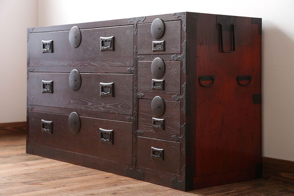 アンティーク家具　古民具・骨董　前面欅材!モダンな時代箪笥(衣装箪笥)(1)