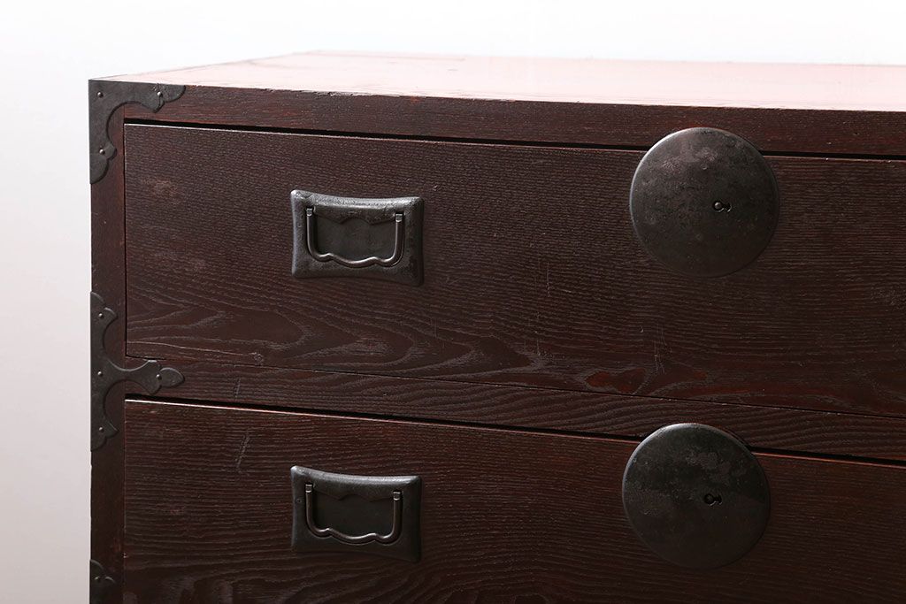 アンティーク家具　古民具・骨董　前面欅材!モダンな時代箪笥(衣装箪笥)(1)