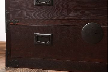 アンティーク家具　古民具・骨董　前面欅材!モダンな時代箪笥(衣装箪笥)(1)