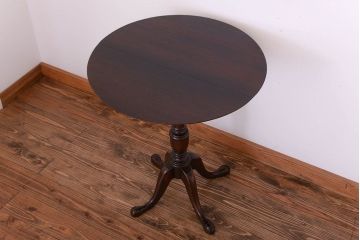 アンティーク家具　イギリスアンティーク　上品でおしゃれなチルトアップカフェテーブル(コーヒーテーブル、サイドテーブル)