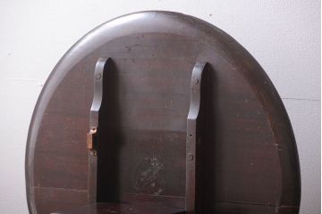 アンティーク家具　イギリスアンティーク　上品でおしゃれなチルトアップカフェテーブル(コーヒーテーブル、サイドテーブル)