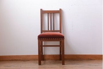 レトロ家具　和製アンティーク　レトロな古いナラ材の小ぶりなチェア(2)