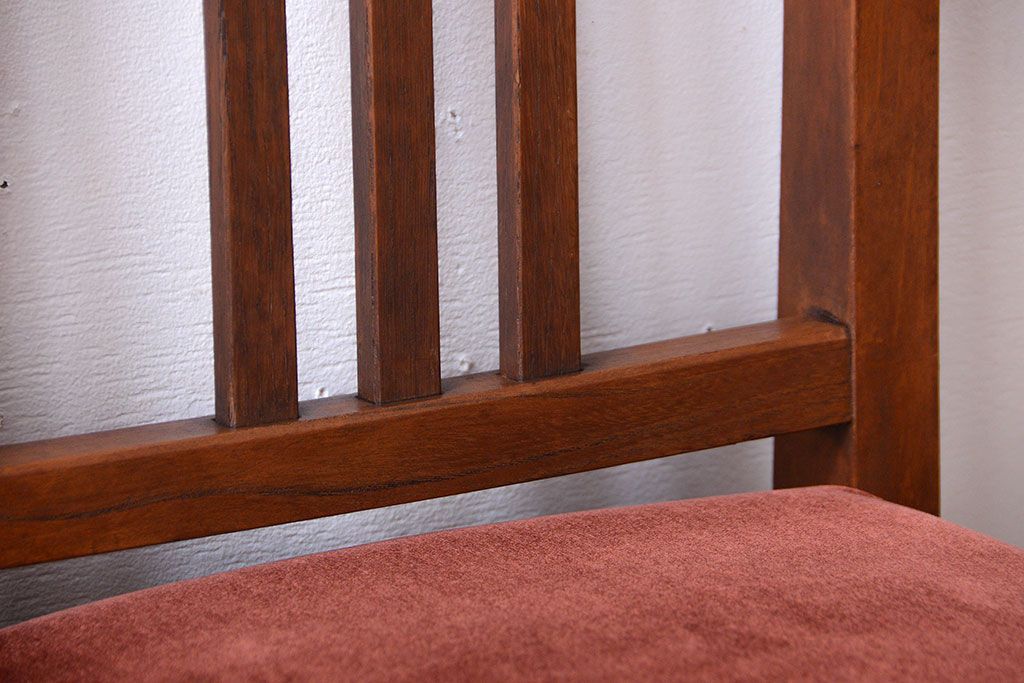 レトロ家具　和製アンティーク　レトロな古いナラ材の小ぶりなチェア(2)