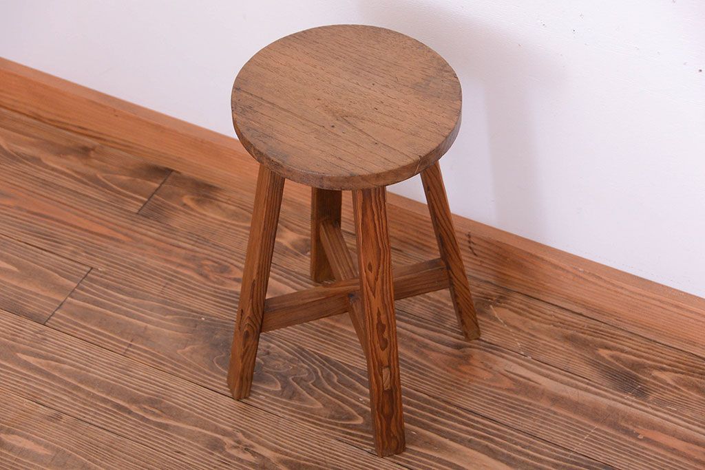 アンティーク家具　和製アンティーク　古い木のシンプルなスツール