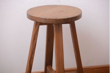 アンティーク家具　和製アンティーク　古い木のシンプルなスツール