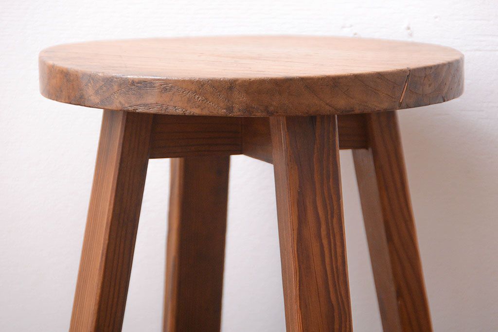 アンティーク家具　和製アンティーク　古い木のシンプルなスツール