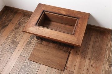 アンティーク雑貨　古民具・骨董　総欅材!関西火鉢をリメイクした収納付きセンターテーブル(テレビ台)(2)