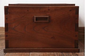 アンティーク雑貨　古民具・骨董　総欅材の古い角火鉢