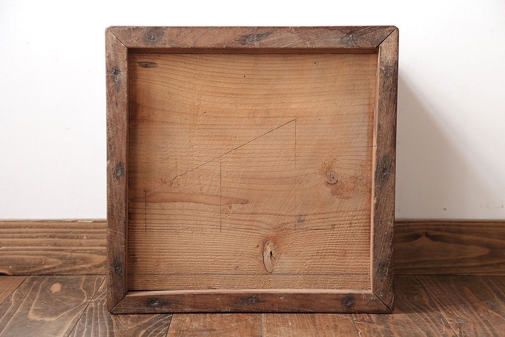 アンティーク雑貨　古民具・骨董　総欅材の古い角火鉢