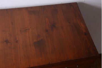 レトロ家具　昭和レトロ　古い木製のシンプルなアンティークチェスト