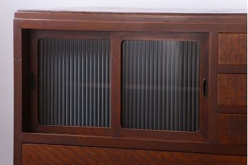 レトロ家具　昭和レトロ　古い木製のシンプルなアンティークチェスト