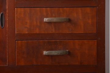 レトロ家具　昭和レトロ　古い木製のシンプルなアンティークチェスト