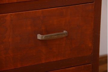 レトロ家具　昭和レトロ　古い木製のシンプルなアンティークチェスト