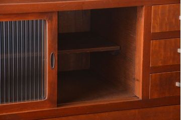 レトロ家具　昭和レトロ　古い木製のシンプルなアンティークチェスト