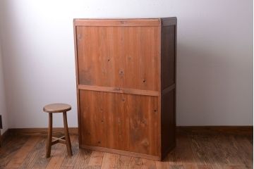 レトロ家具　昭和レトロ　古い木製のシンプルなアンティークチェスト