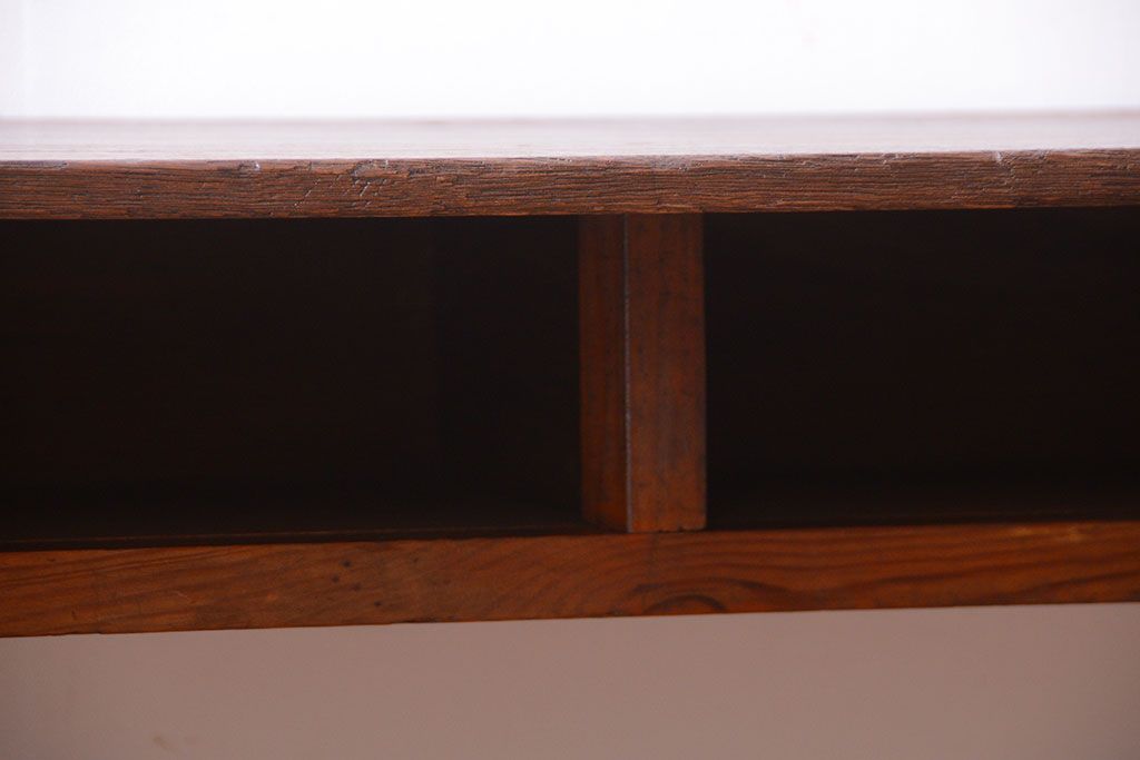 レトロ家具　和製アンティーク　古い学校のレトロな横長テーブル(作業台)(2)