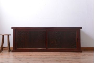 アンティーク家具　古民具・骨董　框が欅材!漆が綺麗な水屋箪笥ローボード(テレビ台、キャビネット、収納棚)