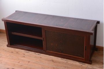 アンティーク家具　古民具・骨董　框が欅材!漆が綺麗な水屋箪笥ローボード(テレビ台、キャビネット、収納棚)