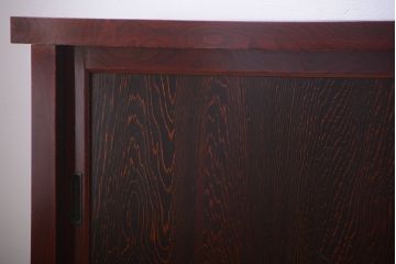 アンティーク家具　古民具・骨董　框が欅材!漆が綺麗な水屋箪笥ローボード(テレビ台、キャビネット、収納棚)