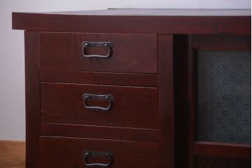 アンティーク家具　古民具・骨董　六尺　デザインガラスがモダンでお洒落な水屋箪笥テレビボード