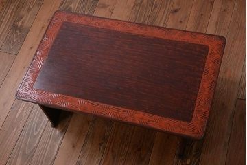 アンティーク家具　古民具・骨董　古い杉材!意匠の凝ったアンティーク平机