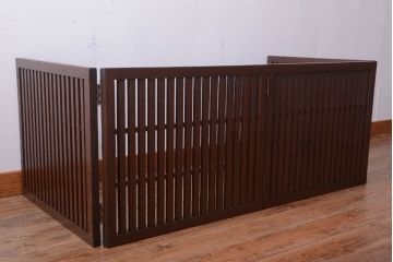 古民具・骨董　四つ折り式アンティーク帳場格子