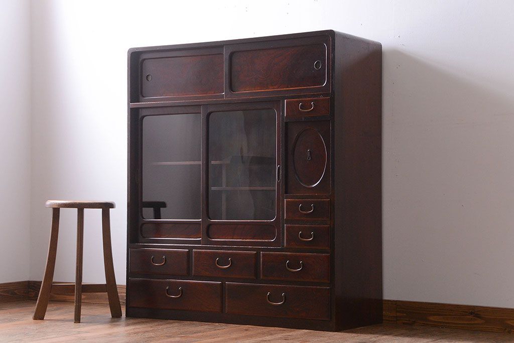 アンティーク家具　古民具・骨董　上質な作りのアンティーク茶箪笥