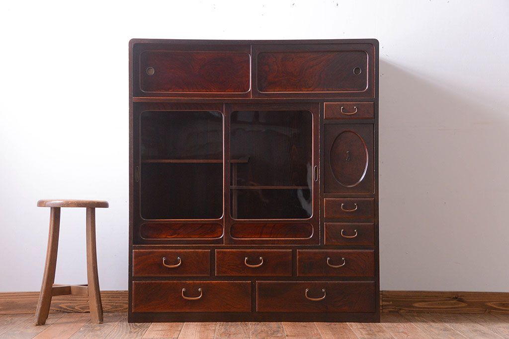 アンティーク家具　古民具・骨董　上質な作りのアンティーク茶箪笥