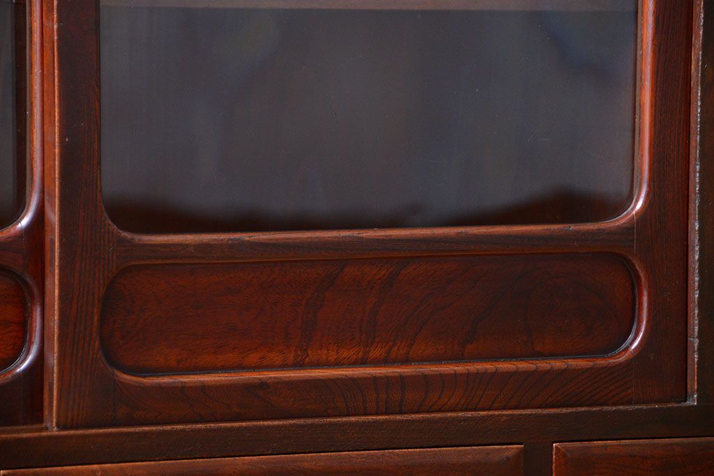 アンティーク家具　古民具・骨董　上質な作りのアンティーク茶箪笥