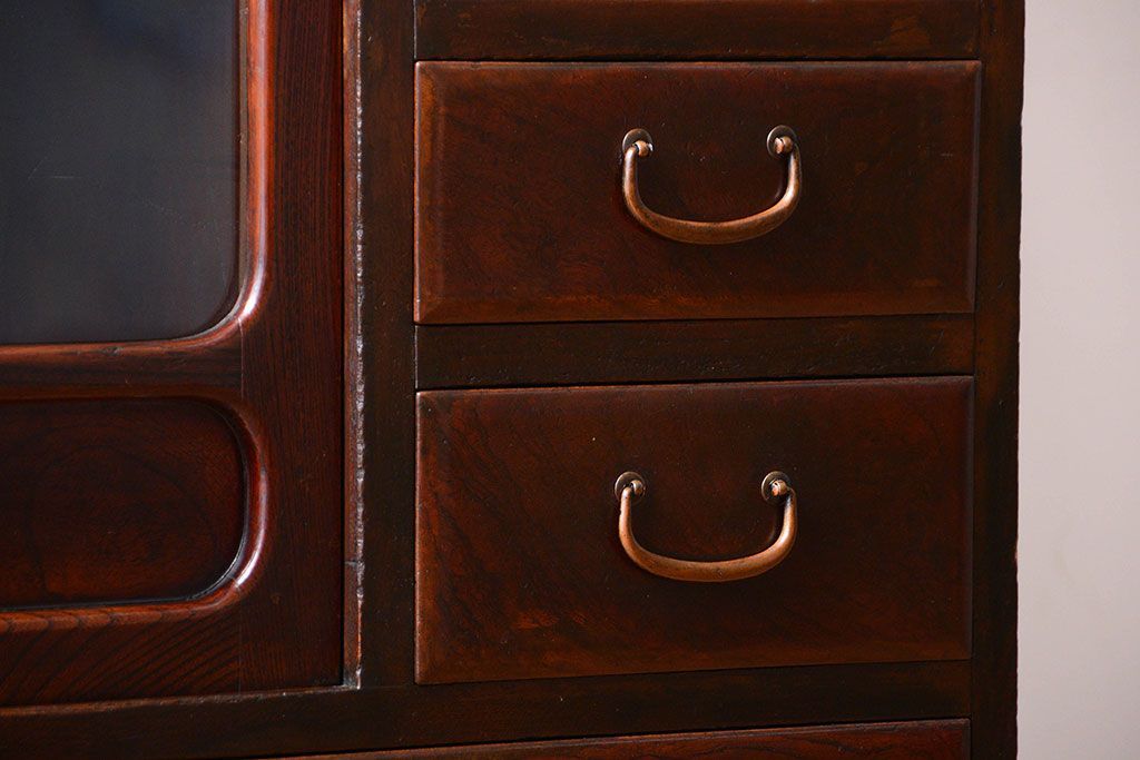 アンティーク家具　古民具・骨董　上質な作りのアンティーク茶箪笥