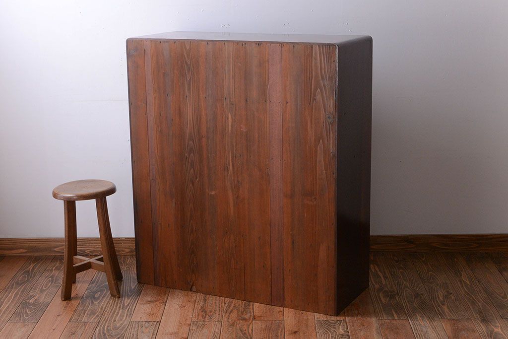 アンティーク家具　古民具・骨董　上質な作りのアンティーク茶箪笥