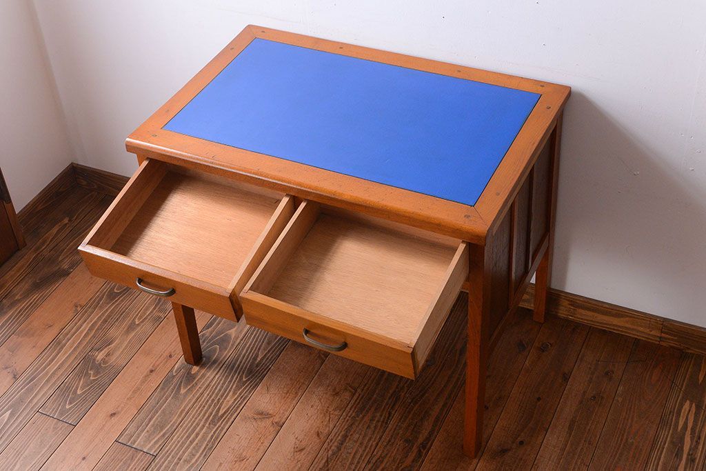 レトロ家具　昭和レトロ　古い木製のアンティーク平机