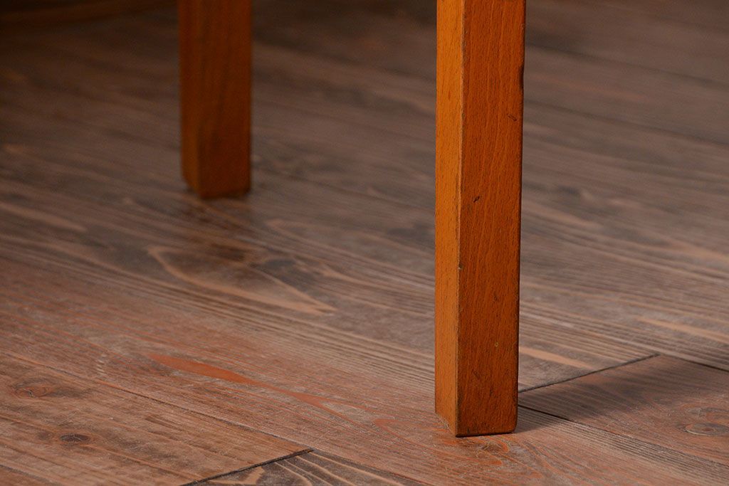 レトロ家具　昭和レトロ　古い木製のアンティーク平机