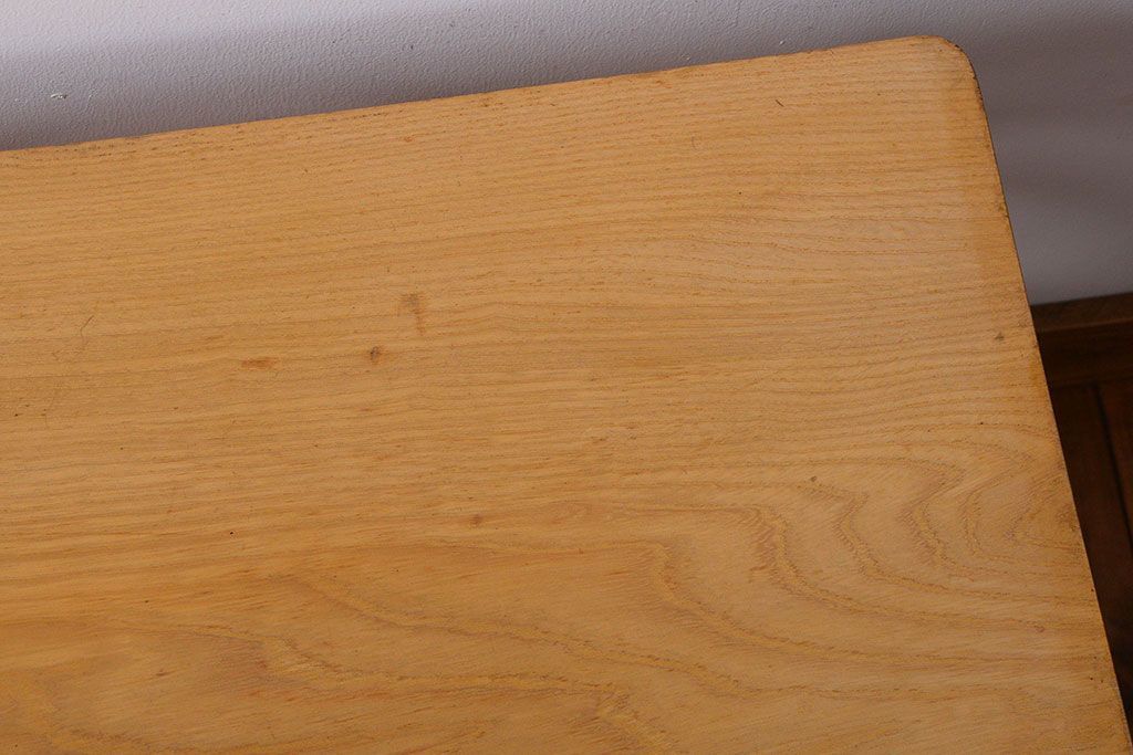 【N様ご成約済み】アンティーク　籐(ラタン)脚のカフェテーブル(サイドテーブル)