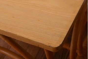 【N様ご成約済み】アンティーク　籐(ラタン)脚のカフェテーブル(サイドテーブル)