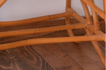 【N様ご成約済み】アンティーク　籐(ラタン)脚のカフェテーブル(サイドテーブル)