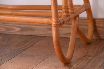 【N様ご成約済み】アンティーク　籐(ラタン)脚のカフェテーブル(サイドテーブル)