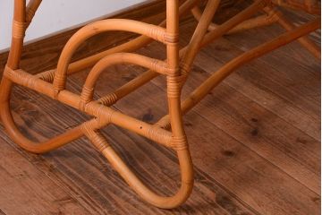 【N様ご成約済み】アンティーク　籐(ラタン)脚のカフェテーブル(サイドテーブル)