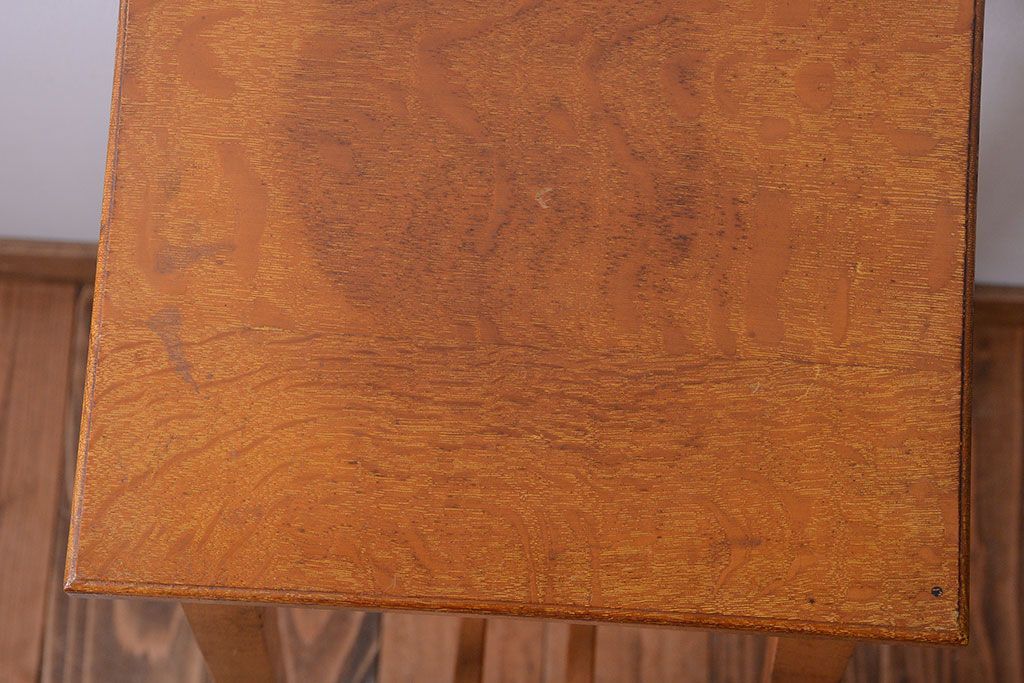 アンティーク雑貨　アンティーク　古いナラ材の高級花台(飾り台)