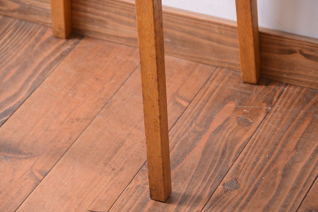 アンティーク雑貨　アンティーク　古いナラ材の高級花台(飾り台)