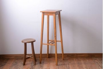 アンティーク雑貨　アンティーク　古いナラ材の高級花台(飾り台)