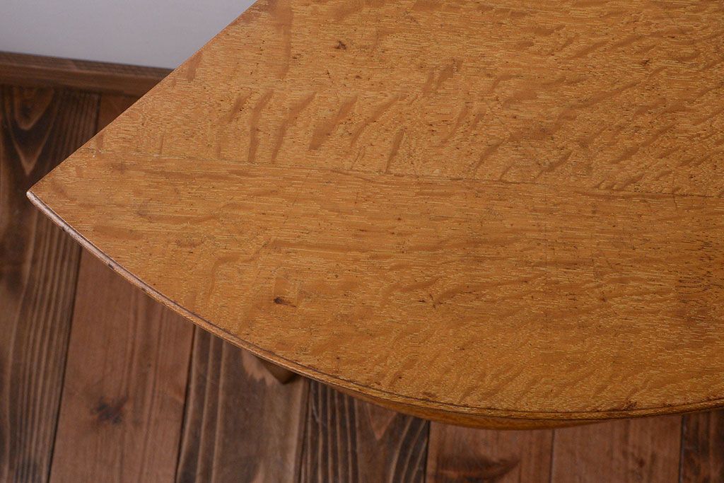 アンティーク家具　アンティーク　古い木のコーナーディスプレイラック