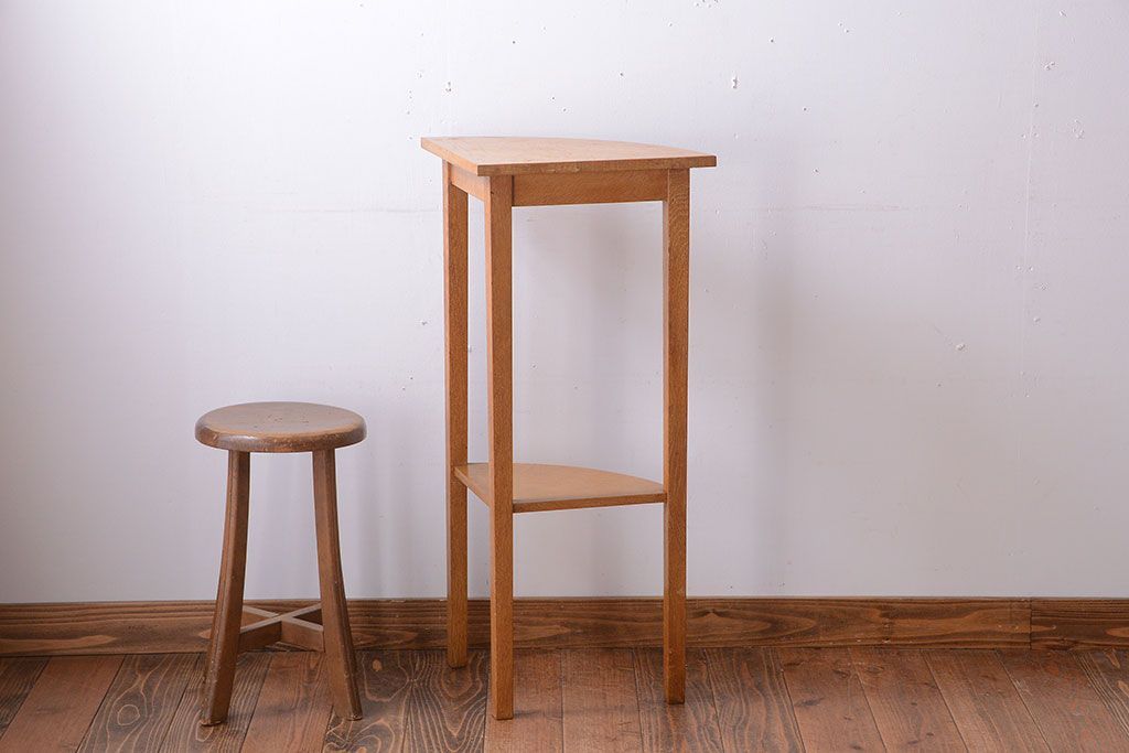 アンティーク家具　アンティーク　古い木のコーナーディスプレイラック